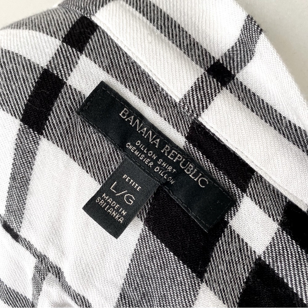 SOLD | BANANA REPUBLIC | Dillon Casual Neck Tie Top - Picture 10 of 12